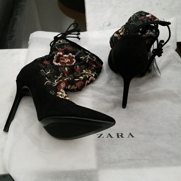 ZARA EMBROIDERED STOCKING-STYLE HIGH HEEL BOOTS - Picture 8 of 8
